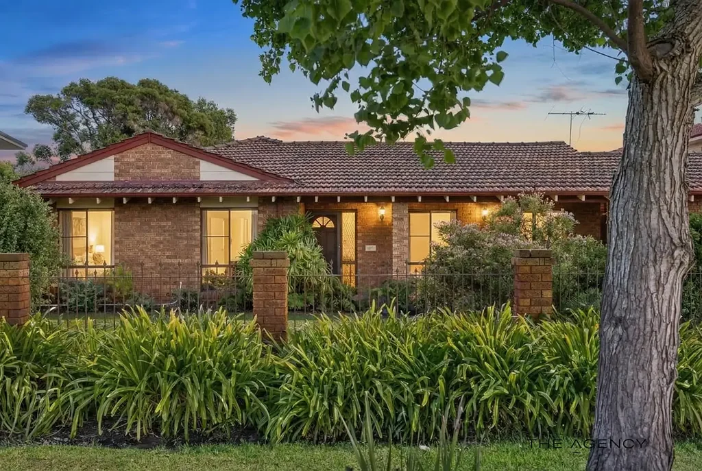 14 Barbican Street West, Shelley, WA 6148