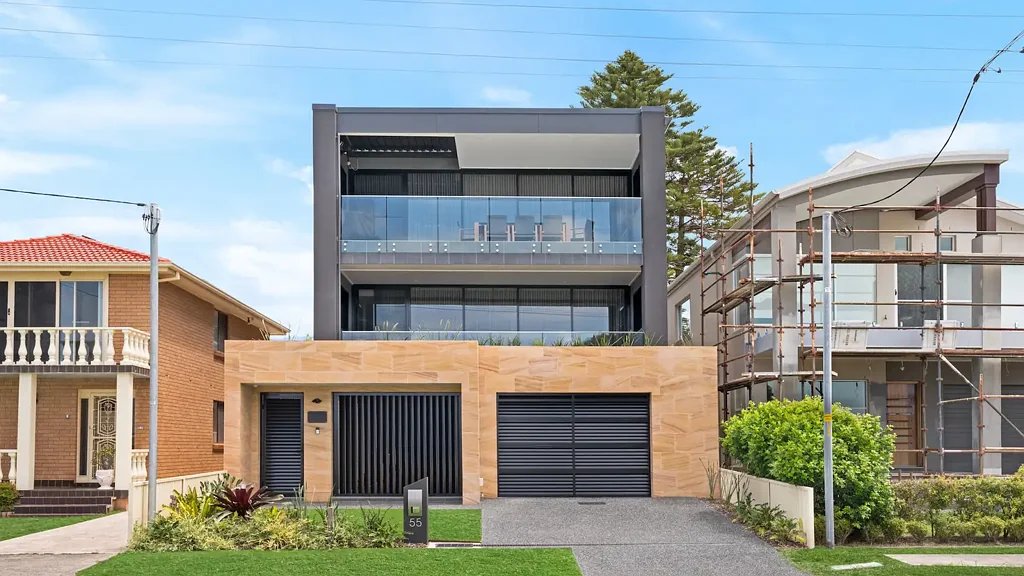 Lake Illawarra 6Zimmer Luxury Lakefront Living with Dual Accommodation & Stunning Views