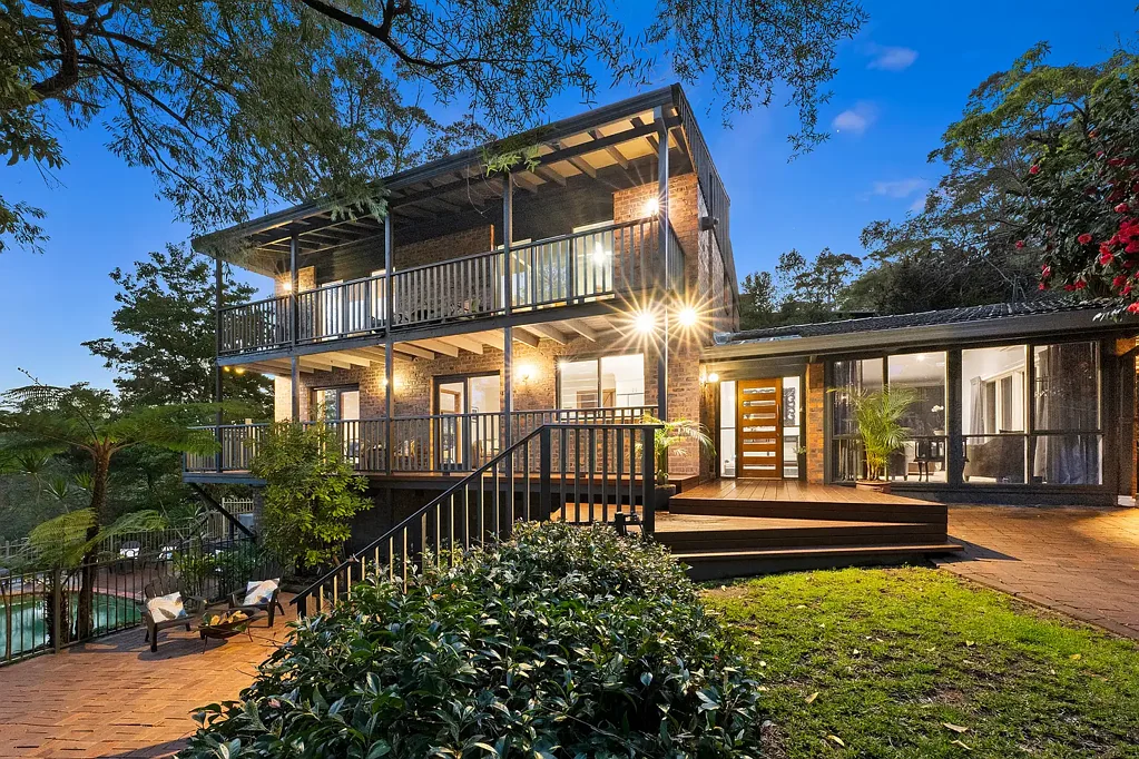 2 The Bastion, Hornsby, NSW 2077