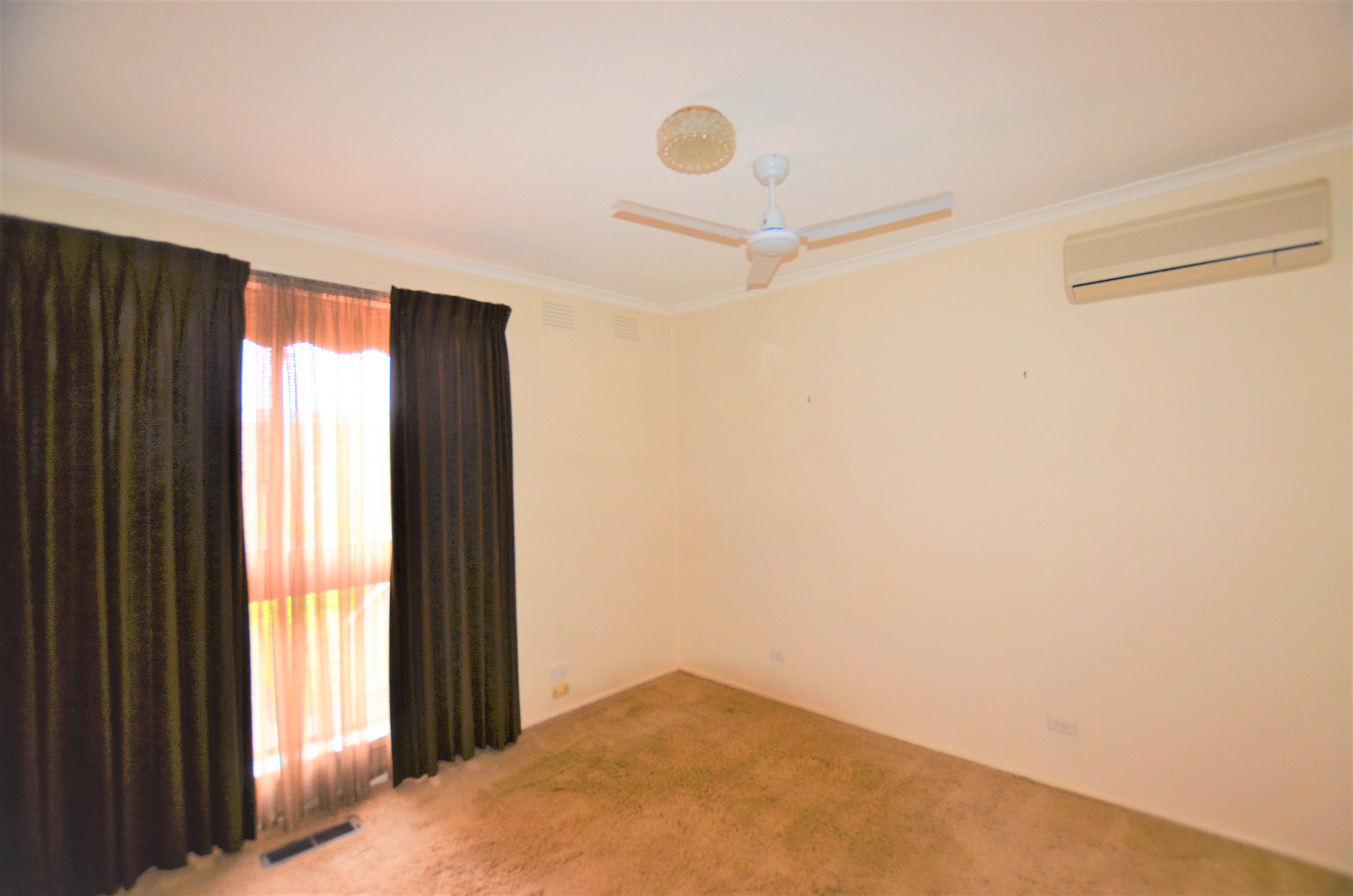 UNIT 4 84 BURWOOD HWY, BURWOOD EAST VIC 3151, 0房, 0浴, Unit