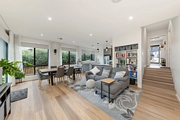27 Fullston Way, Holt