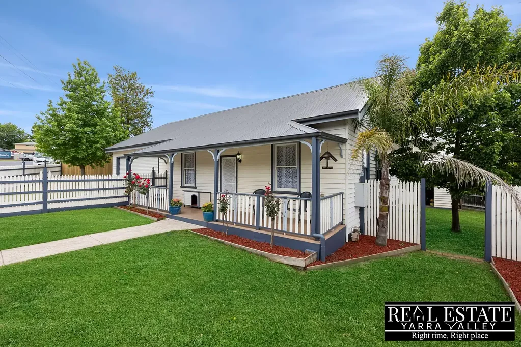 Healesville 4બેડરૂમ Convenient with space.