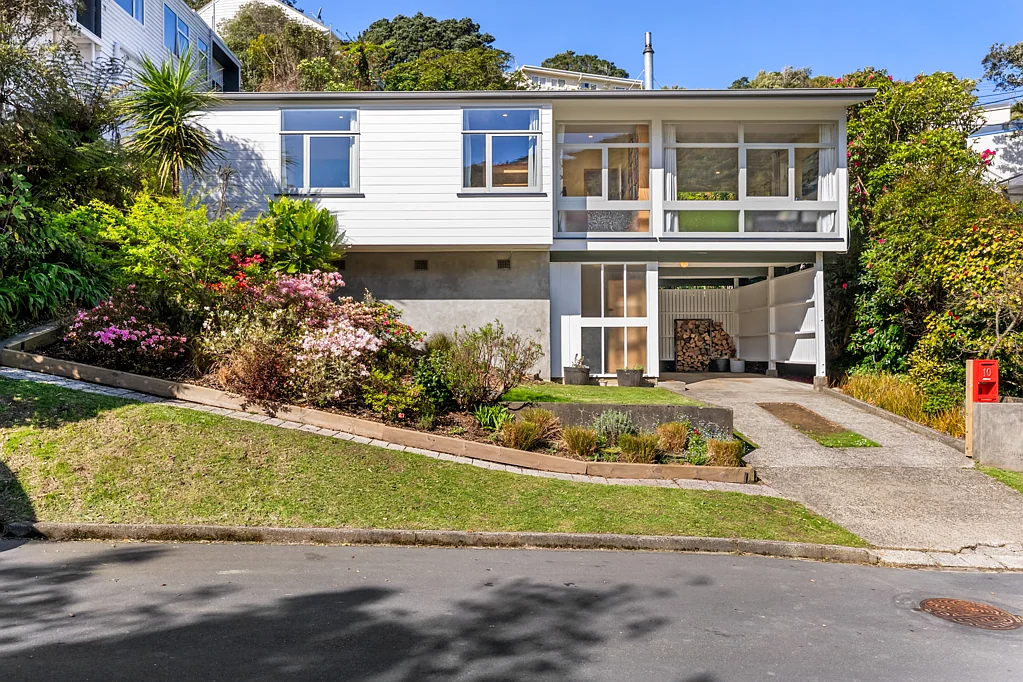 10 Bourbon Terrace, Karori, Wellington