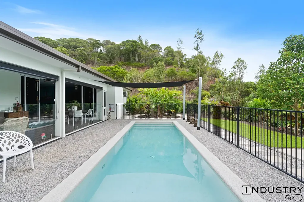 13 Pfeiffer Place, Smithfield, QLD 4878