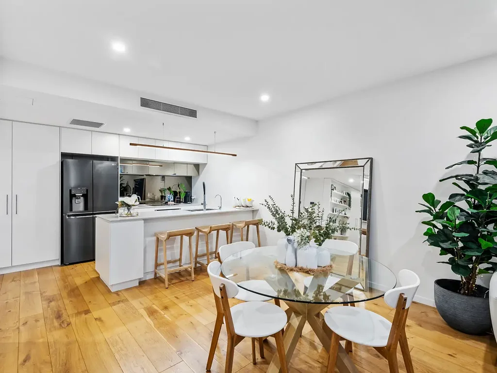 608/110 Frank Street, Labrador, QLD 4215