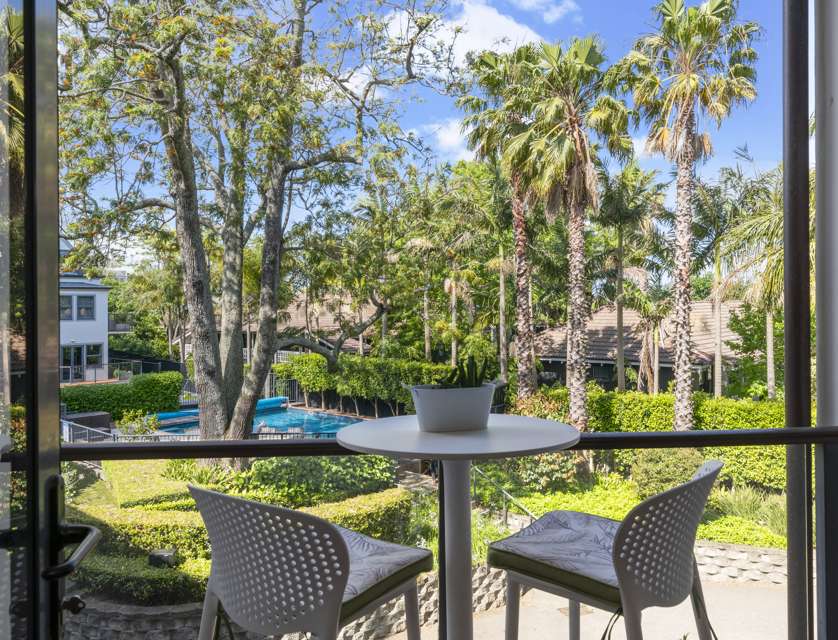 2/177 Hurstmere Road, Takapuna, North Shore City, 3 rūma, 2 rūma horoi, Townhouse