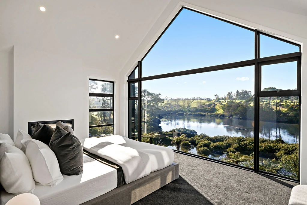 Riverhead 5部屋 Architectural Riverfront Living + Minor Dwelling