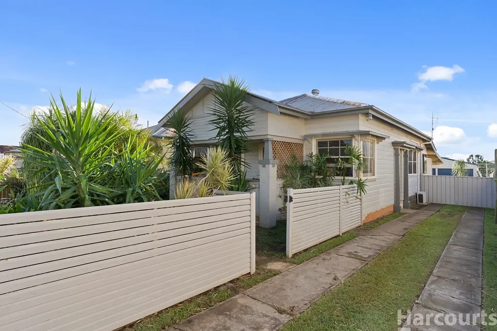 98 Broughton Street, West Kempsey, NSW 2440