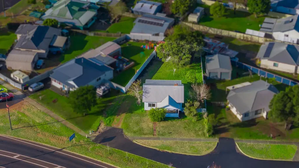 Manjimup 3 Bedroom This one sparkles - freshly renovated!!