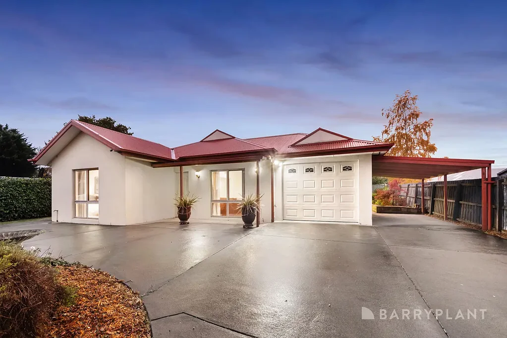 355A Warburton Highway, Wandin North, VIC 3139