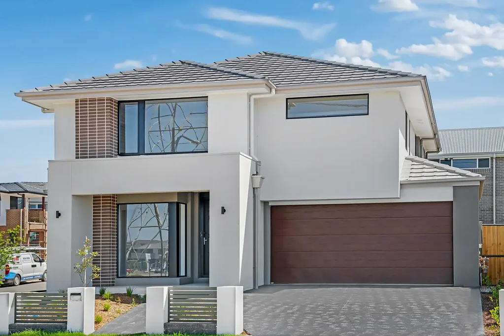 Gables 4ਬੈੱਡਰੂਮ Modern Elegance Meets Low-Maintenance Living