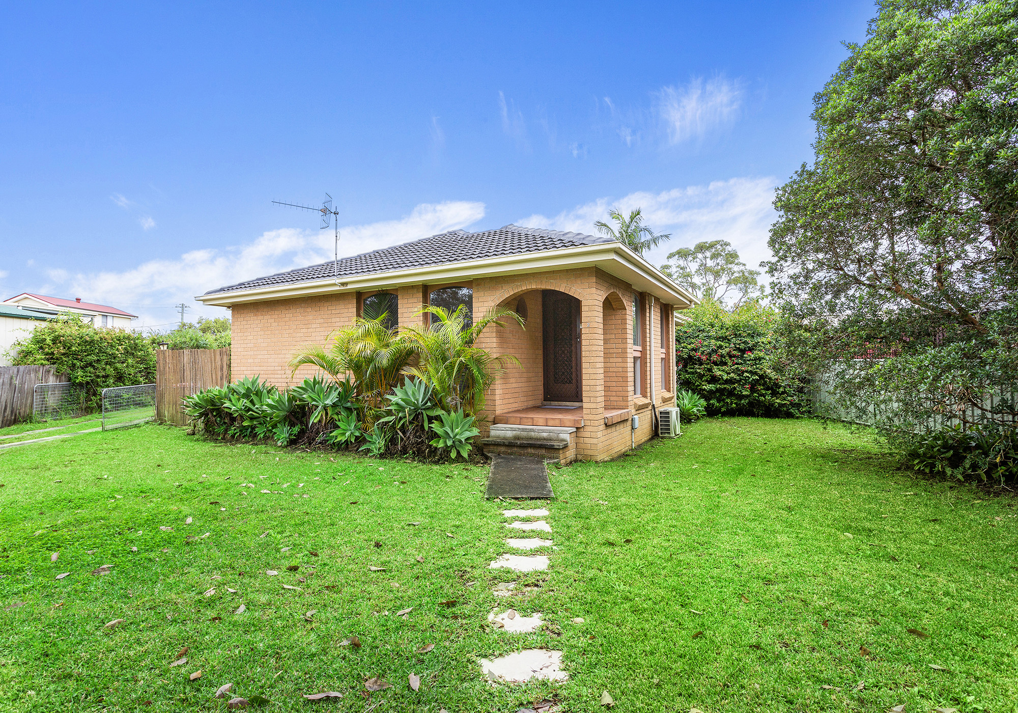 2 SEAFORTH ST, BOMADERRY NSW 2541, 0 rūma, 0 rūma horoi, House