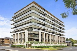 205/63 Masons Parade, Point Frederick