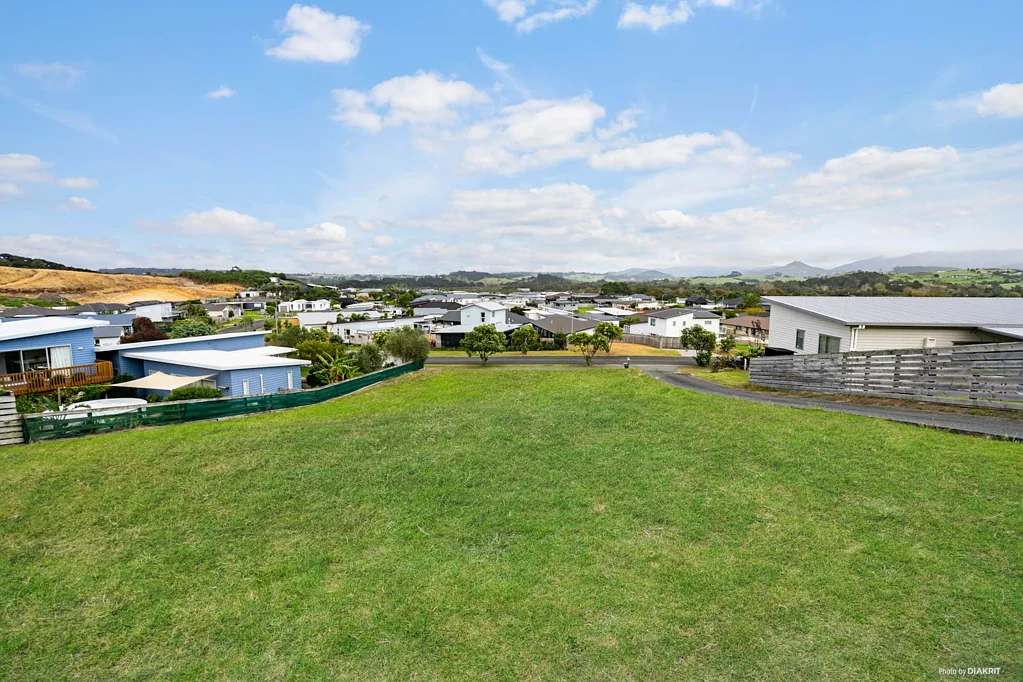 Mangawhai Heads  Unobstructed Brynderwyn Views