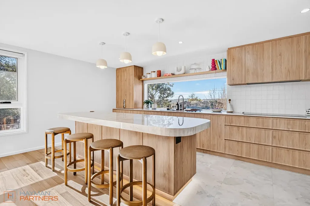 Stunning Renovated Family Home in Pearce