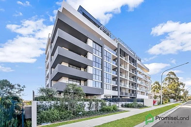 Carlingford 3chambre North East Facing Luxury with 3 Car Spaces