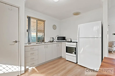 10 Encourage Loop, Dudley Park, WA 6210, 3 slaapkamers, 1 badkamers, House