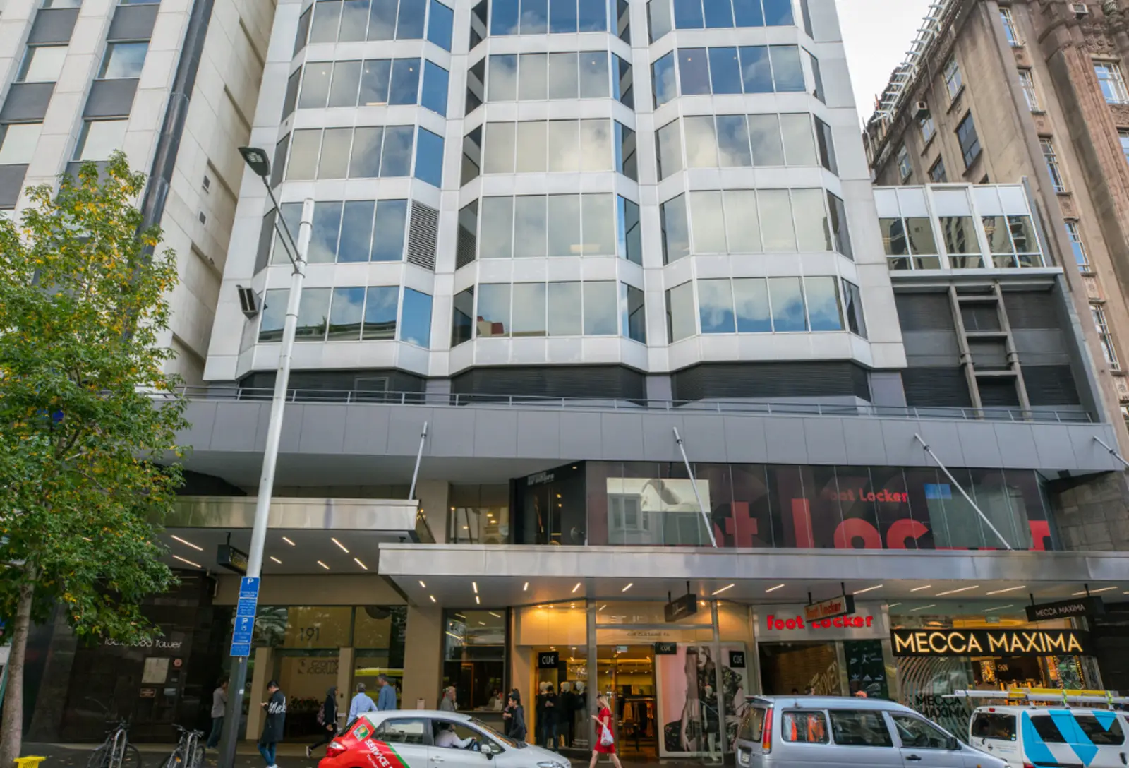 奥克兰皇后街高级写字楼疑出现2例新冠病例