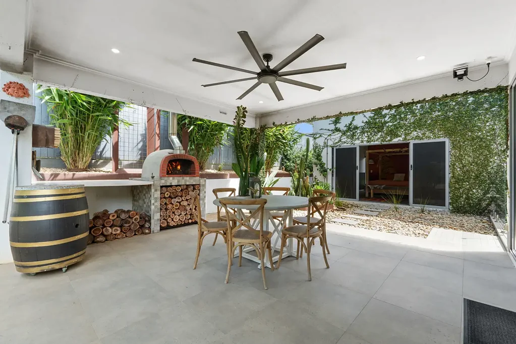 Smithfield 4બેડરૂમ UNIQUE AND LUXURIOUS