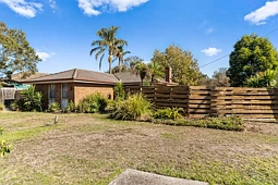 2 Honeyeater Place, Carrum Downs