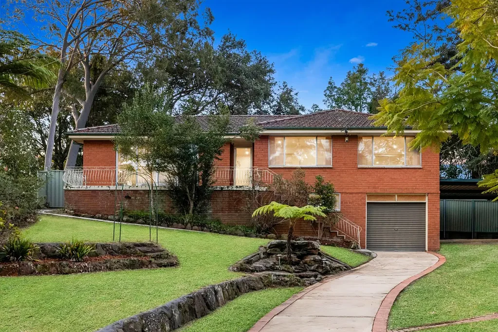 16 Petrina Crescent, Baulkham Hills, NSW 2153