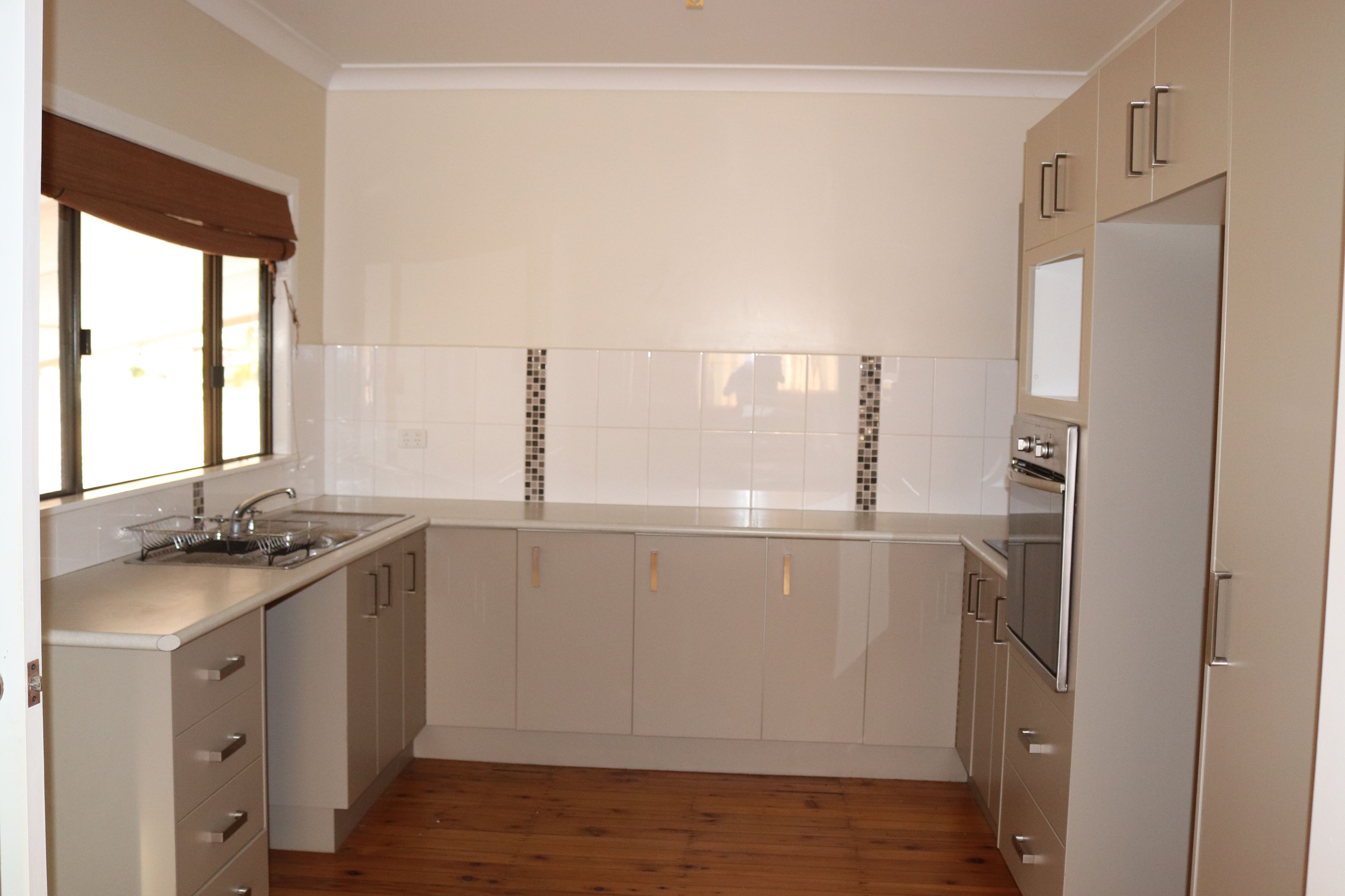 9 EYRE ST, CHARLEVILLE QLD 4470, 0 침실, 0 욕실, House