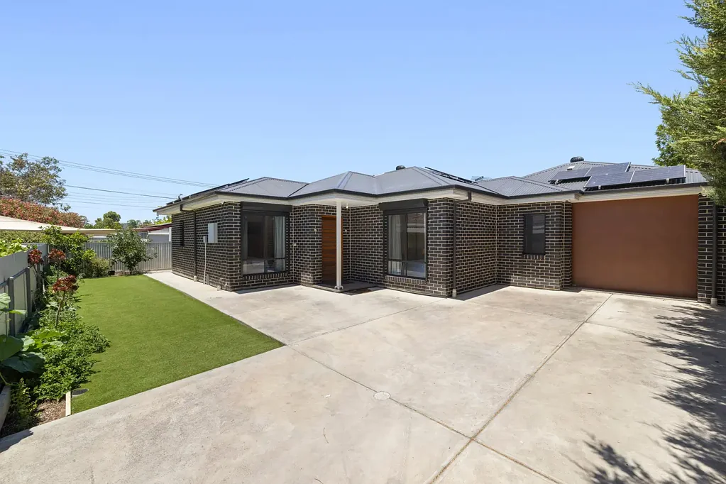 18 Burleigh Avenue, Pennington, SA 5013