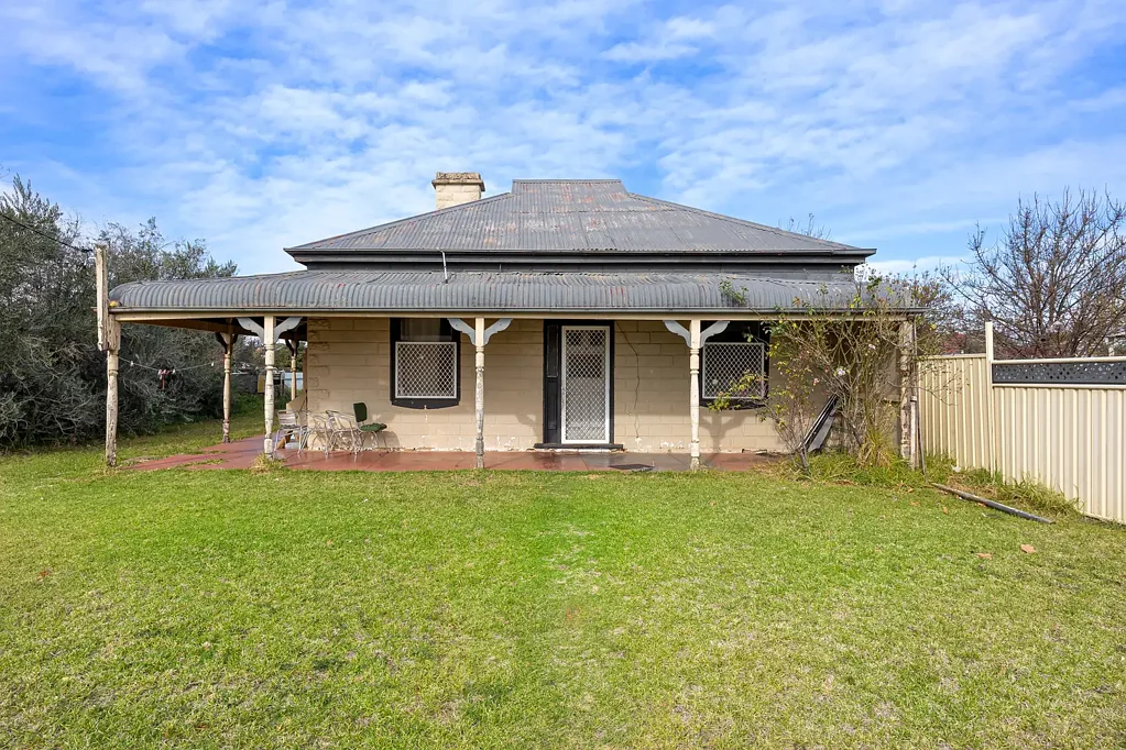130 Victoria Street, Temora, NSW 2666
