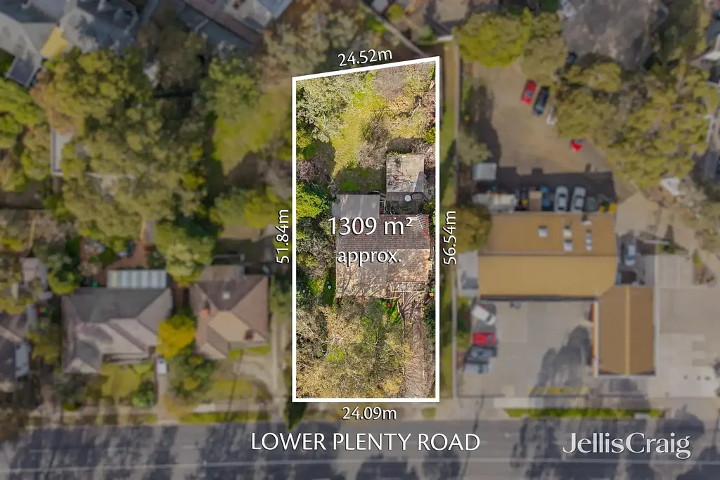 Rosanna 3 Bedroom Secure A Strategic Landholding 1303m2 approx