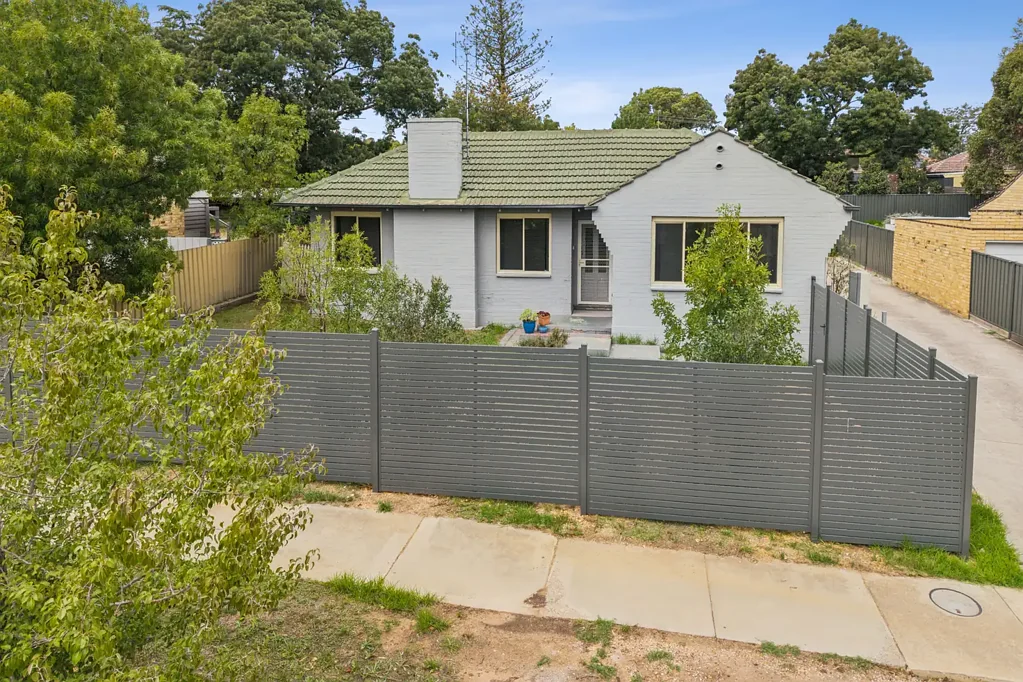 24 Ewing Avenue, Flora Hill, VIC 3550