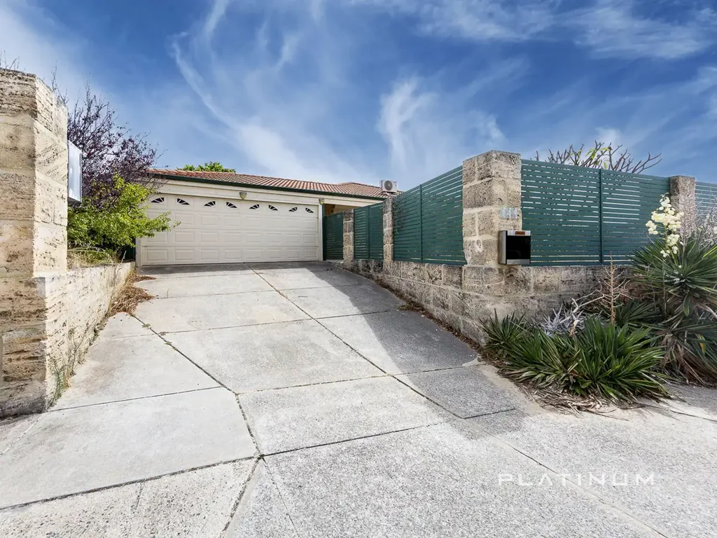 Beldon 4房  Huge Family Home With Loads Of Potential!!
