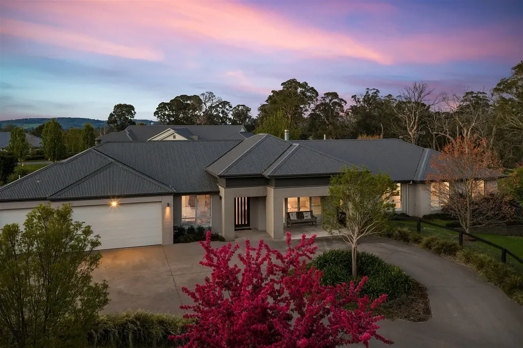 7 Hazelton Drive, Moss Vale, NSW 2577
