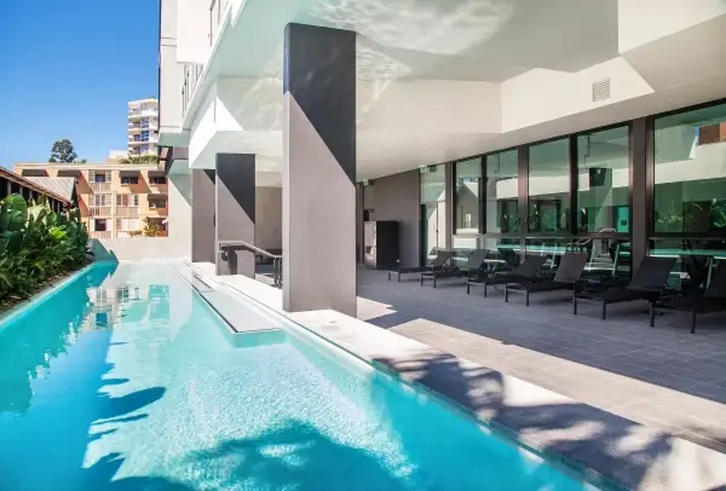 Outstanding Value - Executive Living on the Peninsula!