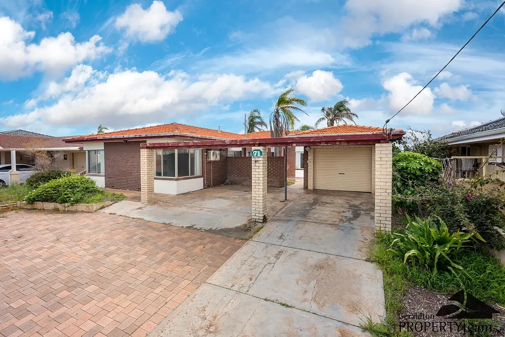 Geraldton 4બેડરૂમ Convenience at Your Doorstep