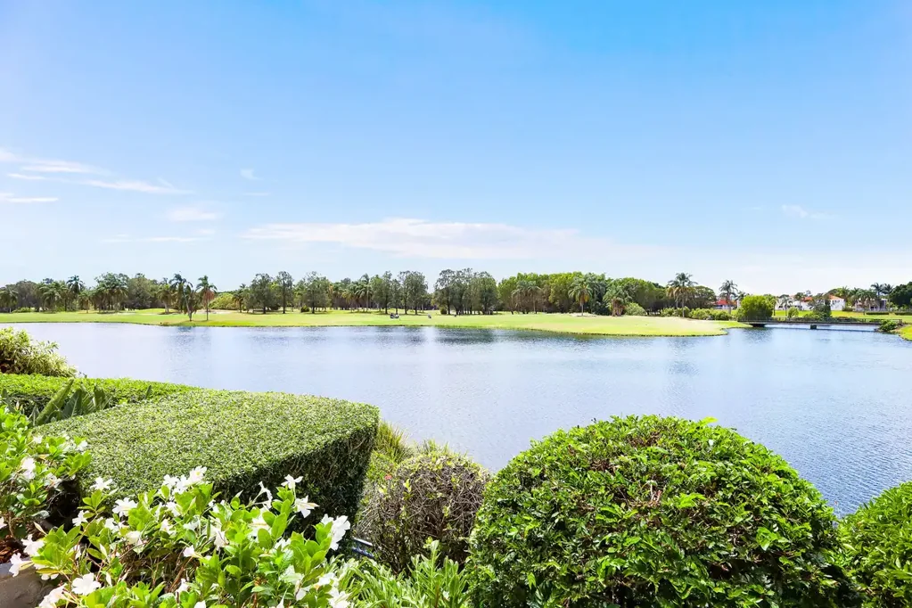 34/117 Palm Meadows Drive, Carrara, QLD 4211