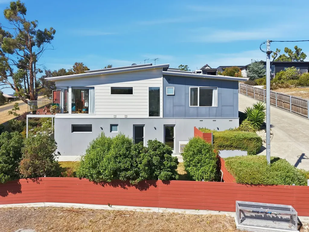Unit 1/1D Wyburton Place, Margate, TAS 7054