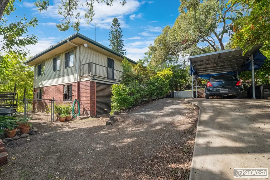 322 BLOXSOM STREET, Koongal, QLD 4701