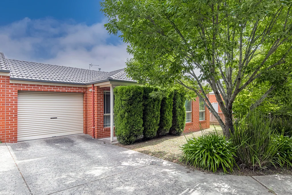 2/611 TALBOT STREET, Redan, VIC 3350