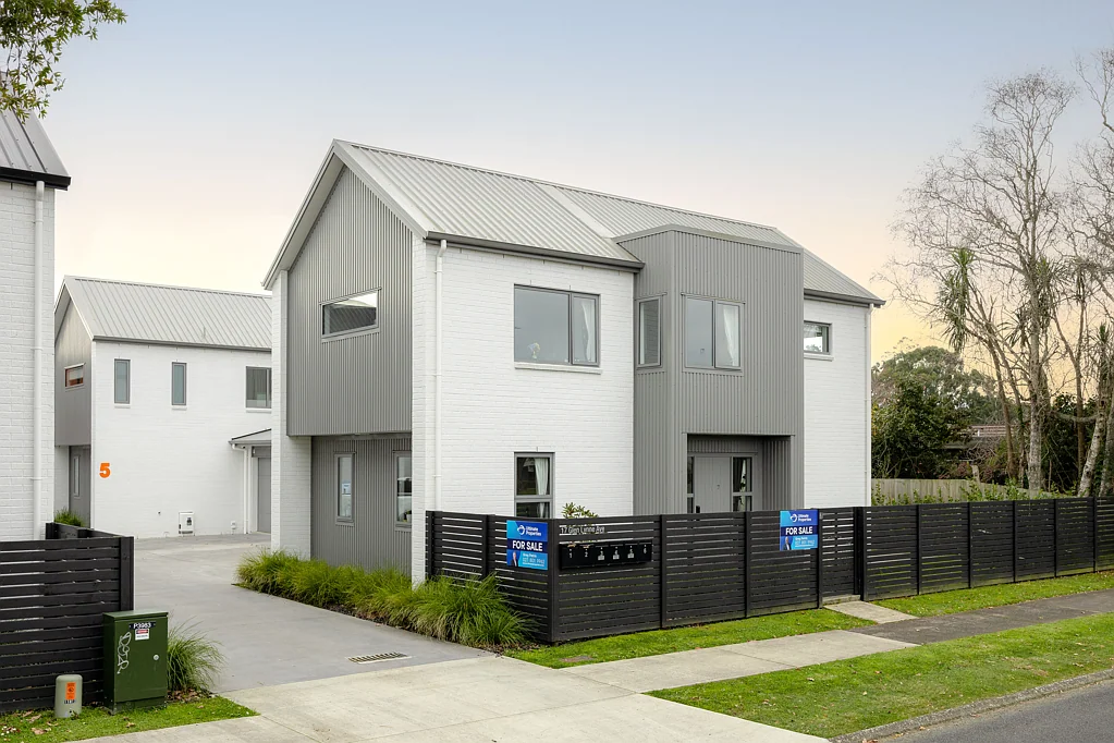 Queenwood 3房  Contemporary Comfort in Coveted Queenwood
