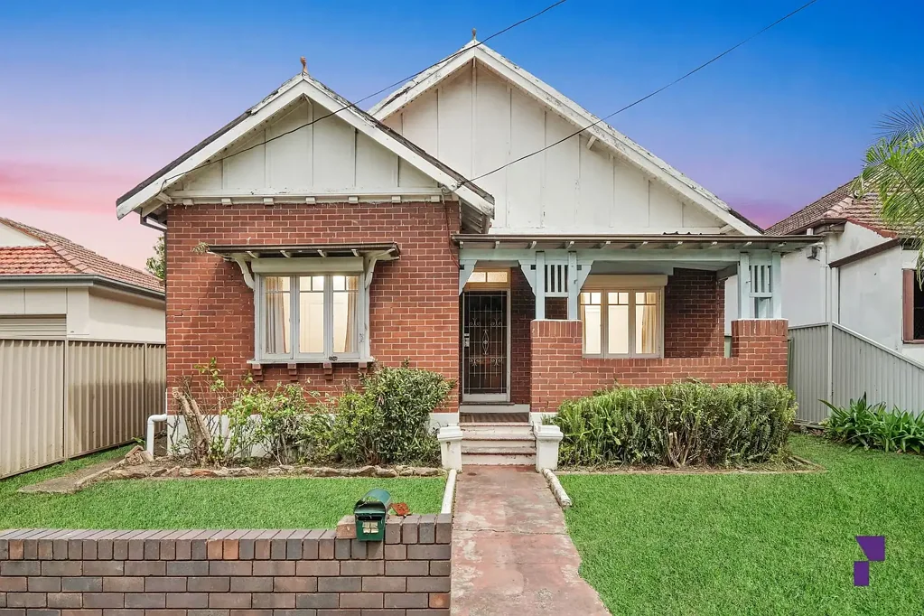 Bankstown 3ਬੈੱਡਰੂਮ Endless potential on 626sqm parcel in a prime Bankstown location