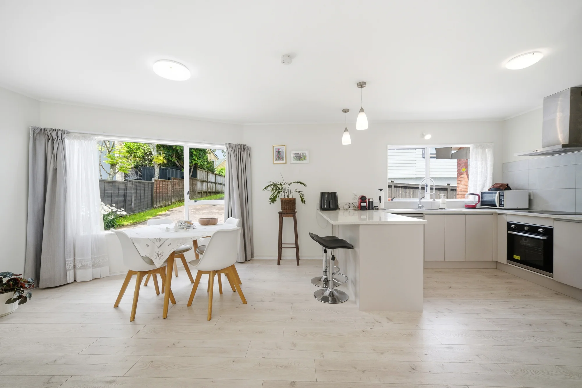 Forrest Hill 3Phòng ngủ Tranquil Living in a Double Westlake Zone