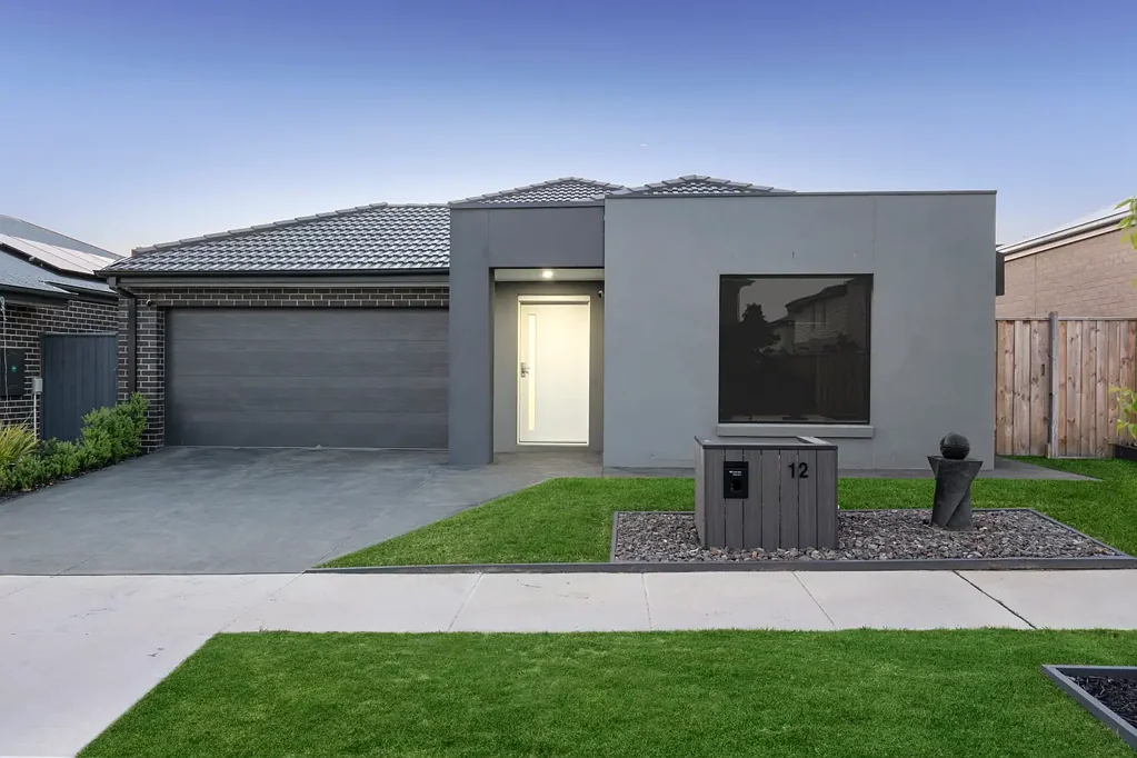 Mount Duneed 4房  Luxury Living in Mount Duneed's Peaceful Pocket