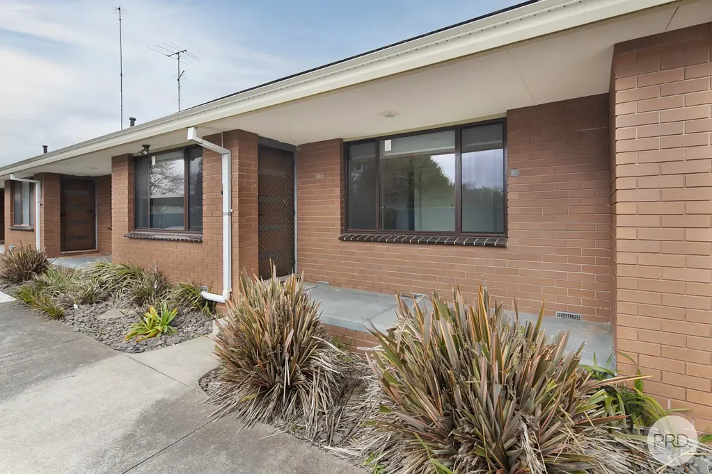 SOLAR POWERED, ALL ELECTRIC 2BR FLAT