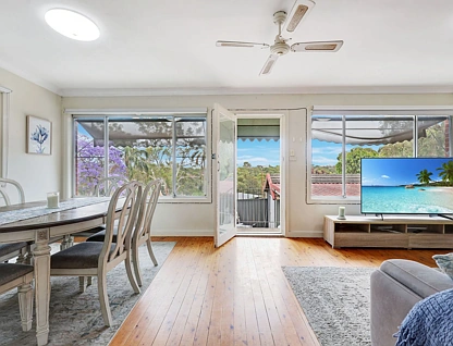 235 Connells Point Road, Connells Point, NSW 2221, 3部屋, 1バスルーム, House