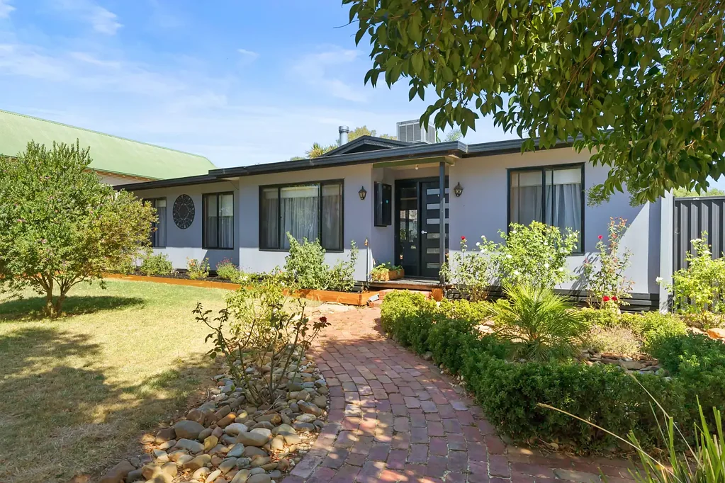 Fully Furnished Rental