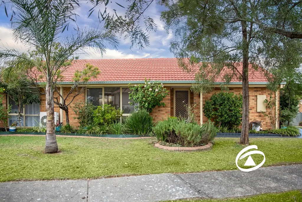 1/12 Bertrand Close, Berwick, VIC 3806