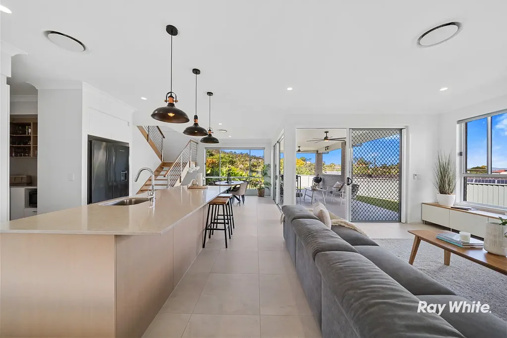 Springwood 5Zimmer The Art of Indulgent Living: A Bespoke Custom Residence Where Grand Scale Meets Refined Family Luxury