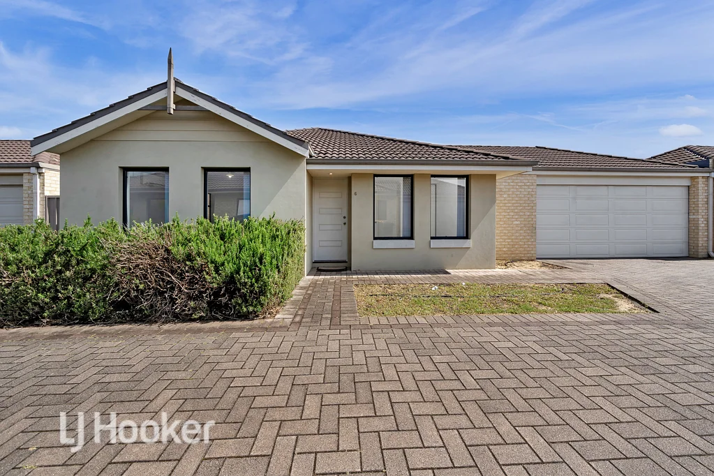 6/7 Stockman Way, Cannington, WA 6107