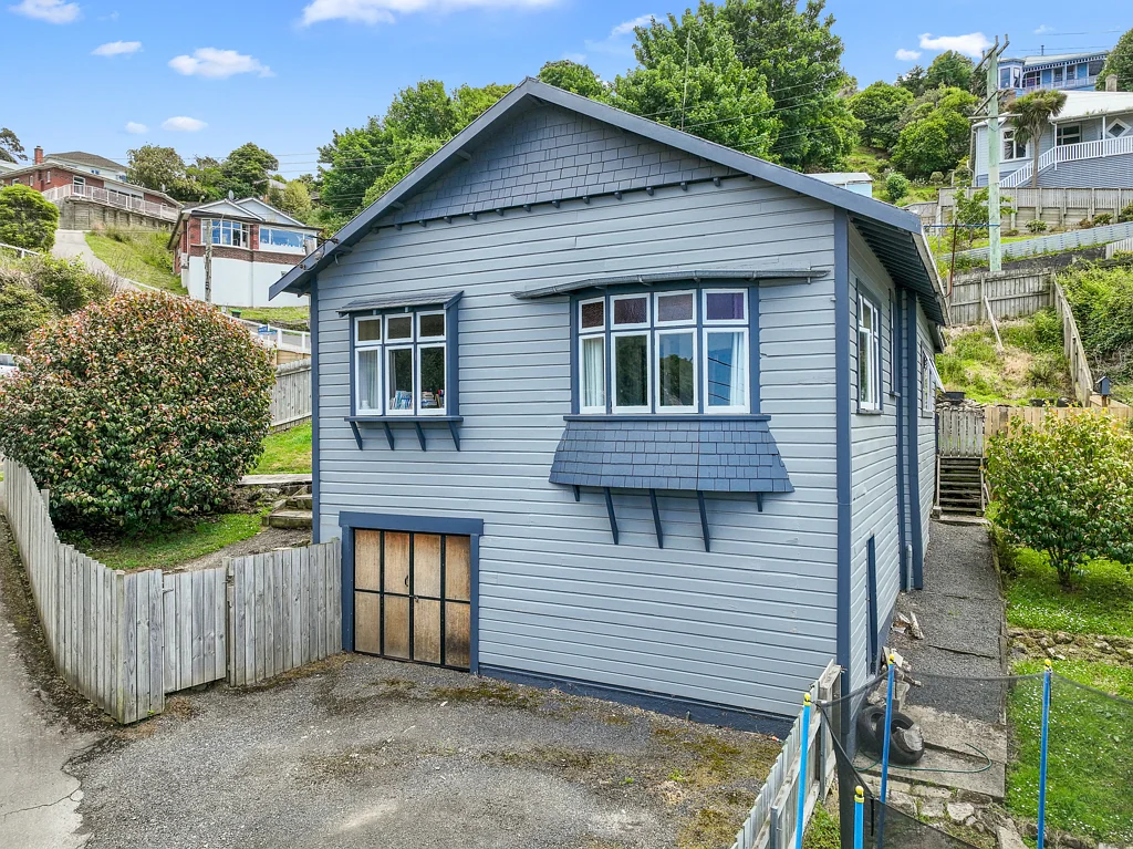 Clyde Hill 3房  A Standout First Home