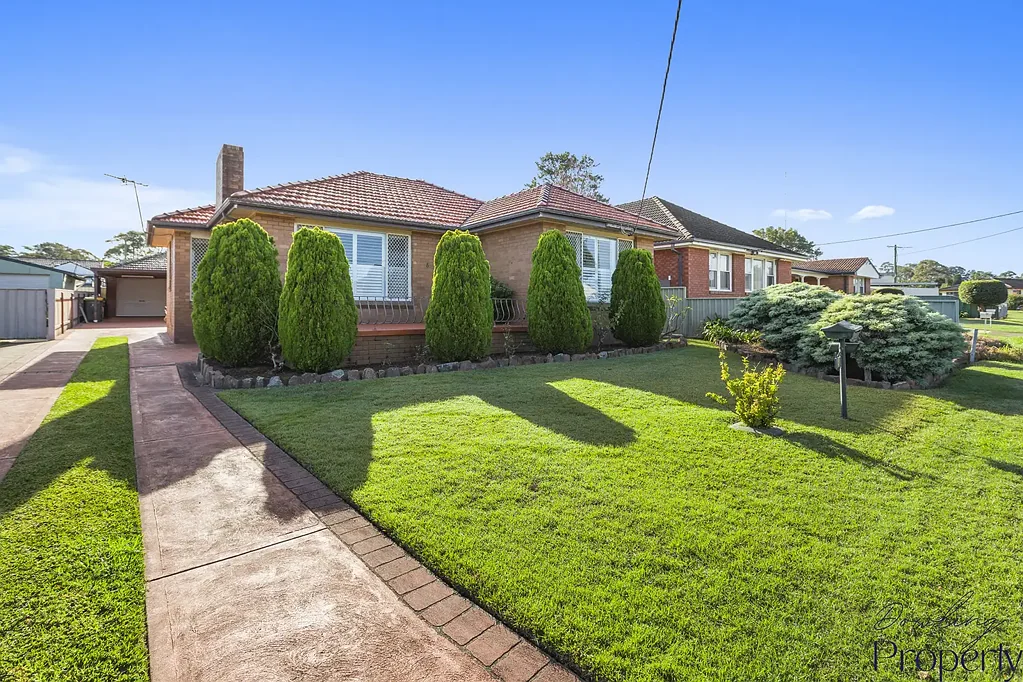 Beresfield 3Kwarto Family Living in One of Beresfield's Most Desirable Streets I Pool, Space & Endless Potential